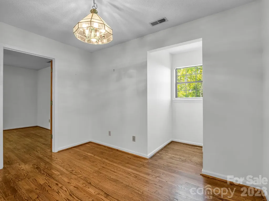 122 Birchwood Drive Hendersonville NC 28739