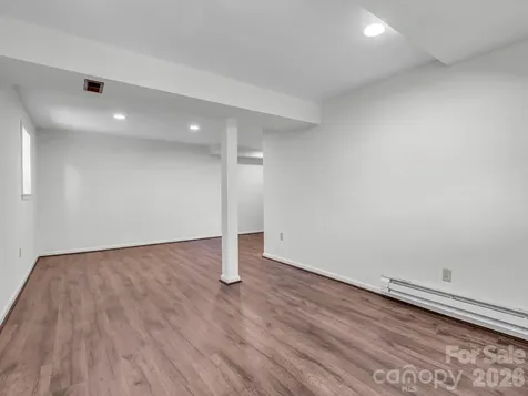 122 Birchwood Drive Hendersonville NC 28739