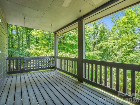 122 Birchwood Drive Hendersonville NC 28739