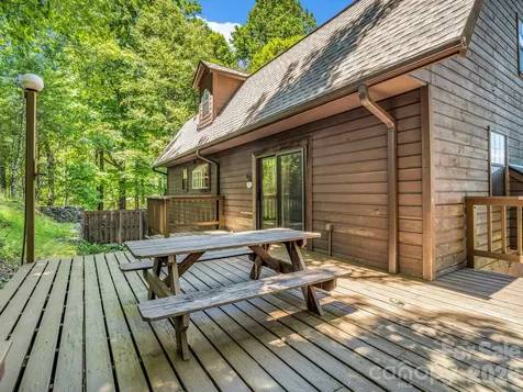 122 Birchwood Drive Hendersonville NC 28739