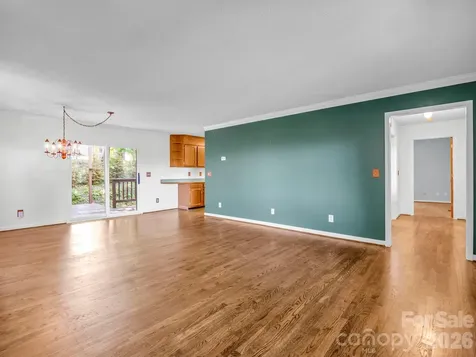 122 Birchwood Drive Hendersonville NC 28739