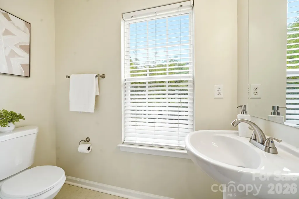 11712 Fiddlers Roof Lane Charlotte NC 28277