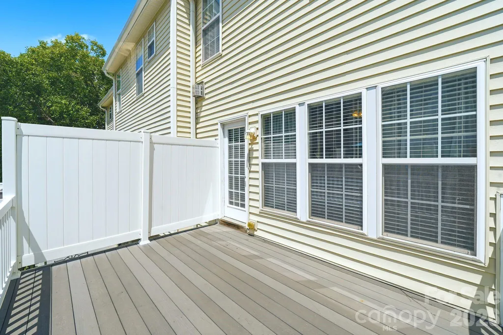 11712 Fiddlers Roof Lane Charlotte NC 28277