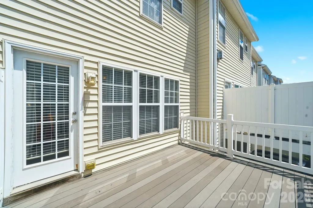 11712 Fiddlers Roof Lane Charlotte NC 28277