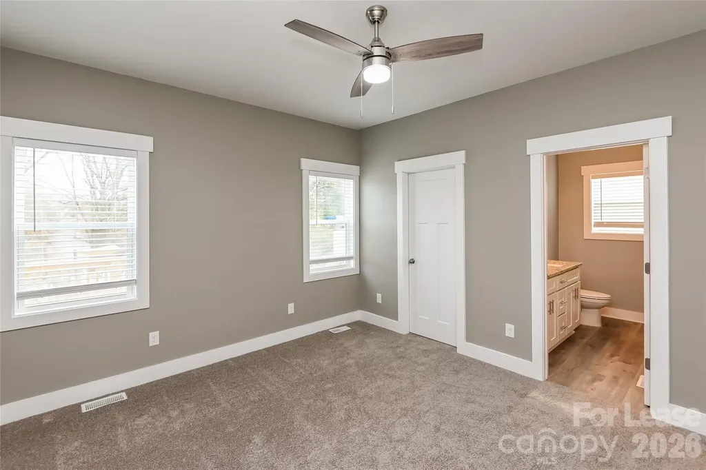 154 Mckinnon Avenue NE Concord NC 28025