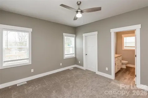 154 Mckinnon Avenue NE Concord NC 28025