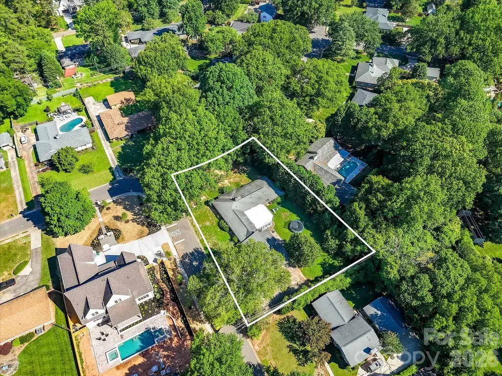 827 Lansdowne Road Charlotte NC 28270
