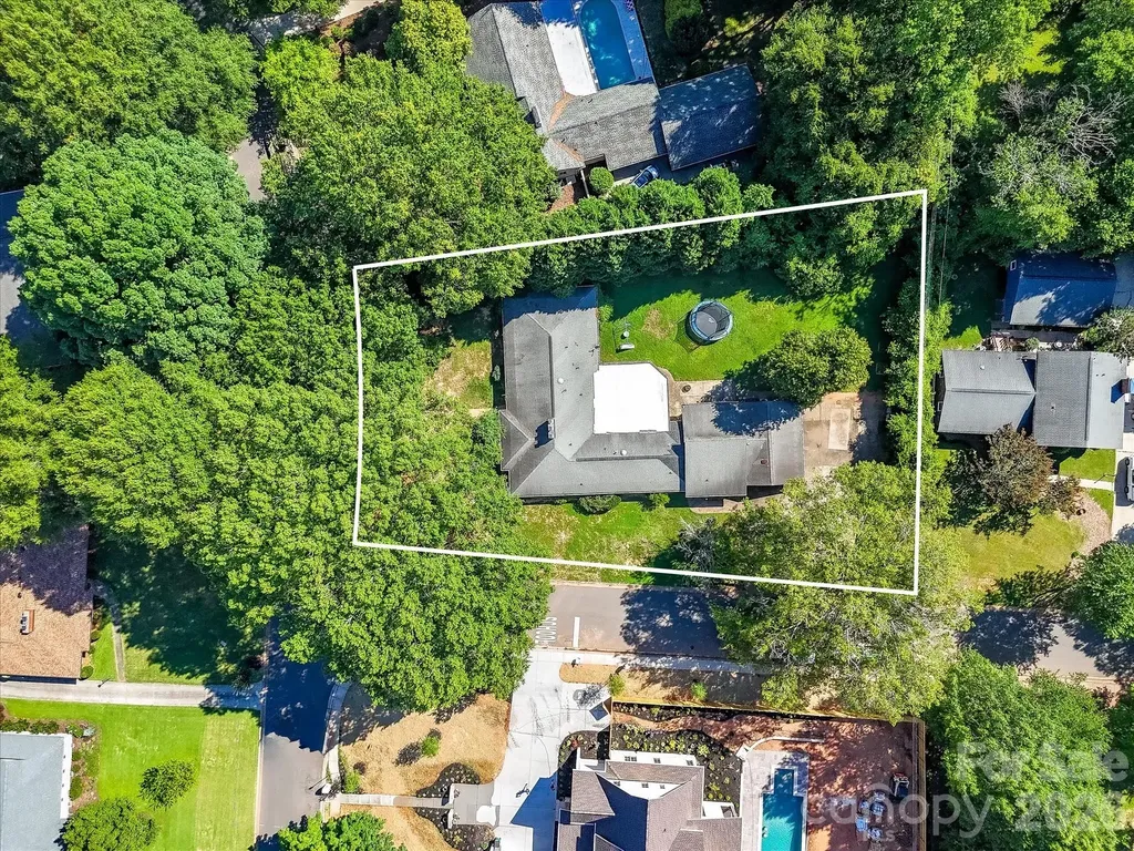 827 Lansdowne Road Charlotte NC 28270