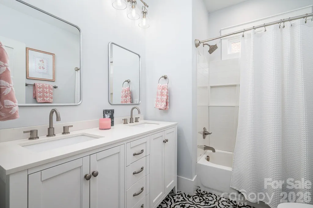 4282 Holly Circle NE Conover NC 28613