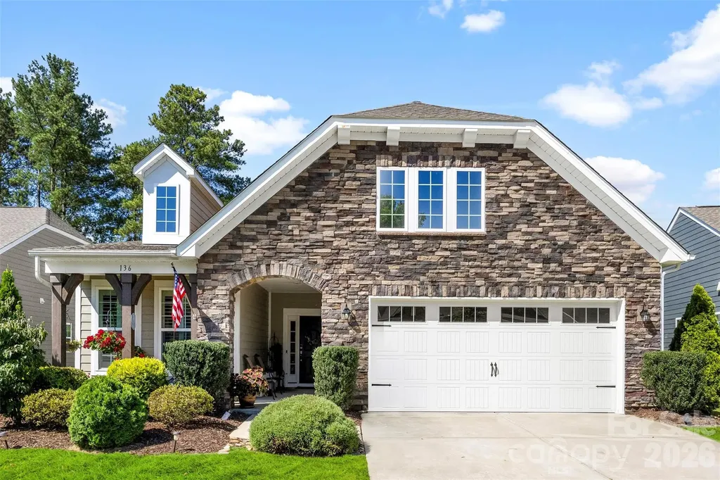 136 Picasso Trail Mount Holly NC 28120
