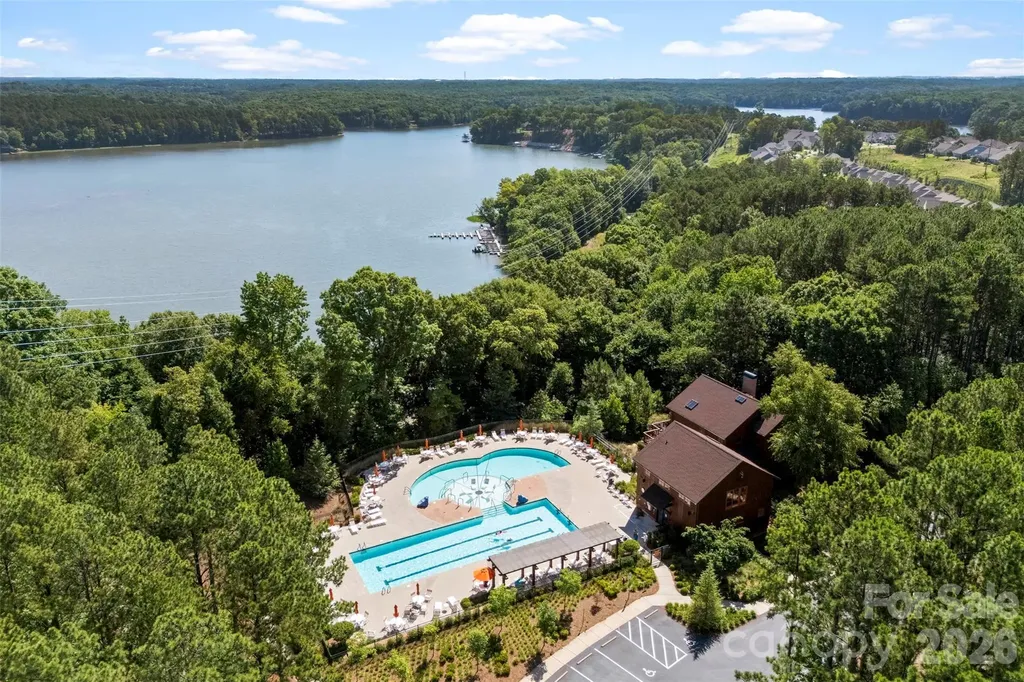 136 Picasso Trail Mount Holly NC 28120