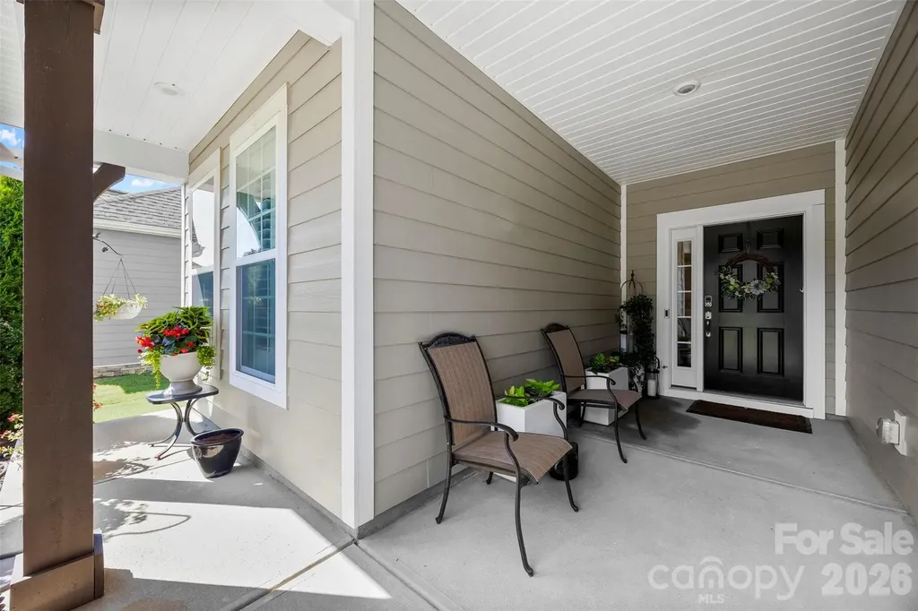 136 Picasso Trail Mount Holly NC 28120