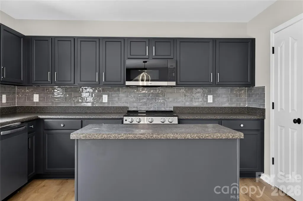 6029 Waterloo Drive Charlotte NC 28269