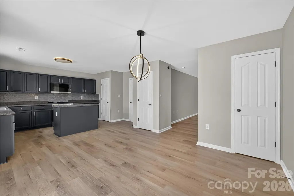 6029 Waterloo Drive Charlotte NC 28269