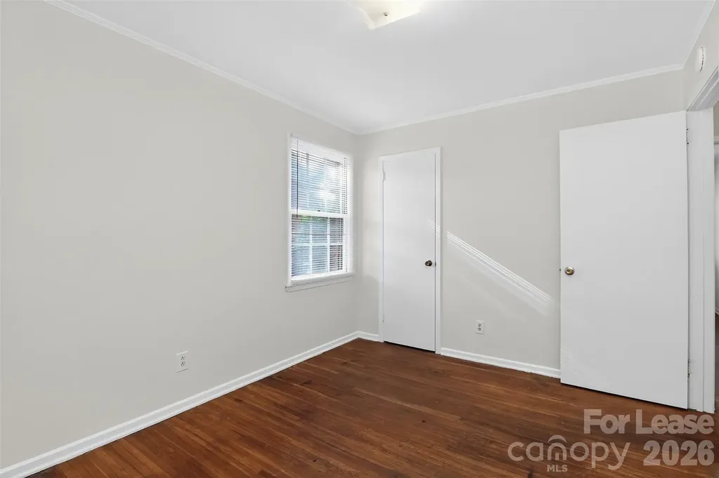 1813 Lasalle Street Charlotte NC 28216