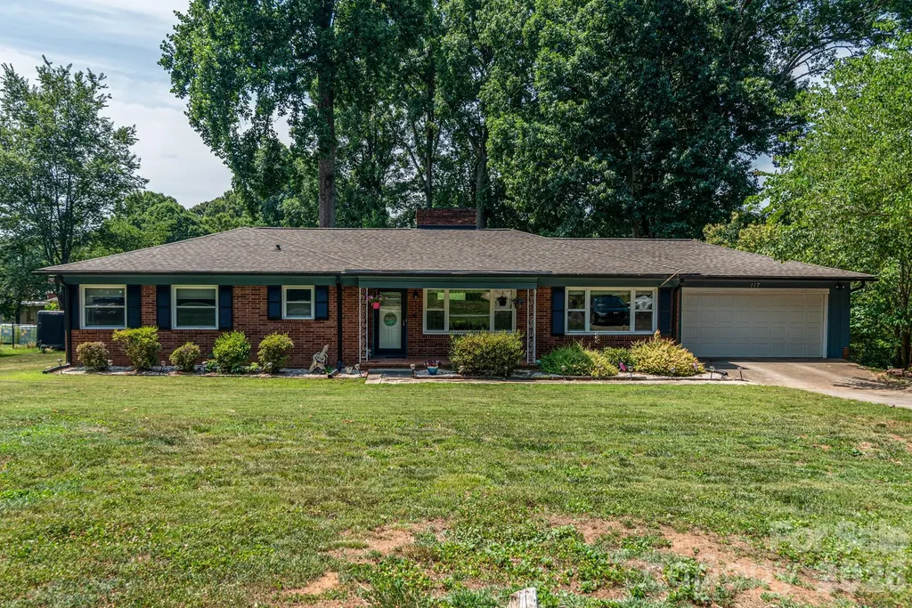 117 Rockwood Lane Statesville NC 28677