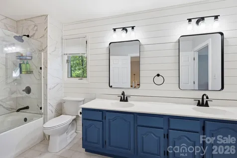 202 Riva Ridge Drive Fairview NC 28730