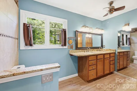 202 Riva Ridge Drive Fairview NC 28730