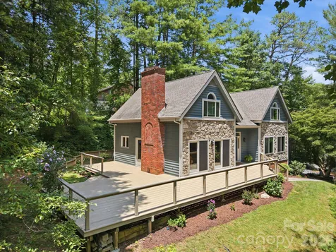 202 Riva Ridge Drive Fairview NC 28730