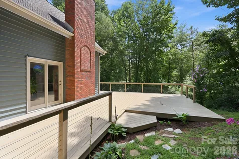 202 Riva Ridge Drive Fairview NC 28730