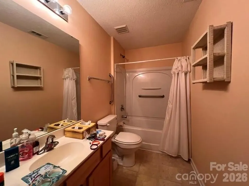 5121 Magnolia Tree Lane Charlotte NC 28215