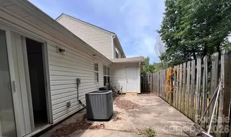 5121 Magnolia Tree Lane Charlotte NC 28215