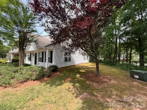 5121 Magnolia Tree Lane Charlotte NC 28215