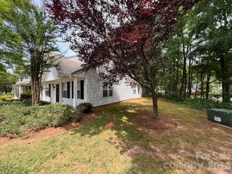 5121 Magnolia Tree Lane Charlotte NC 28215