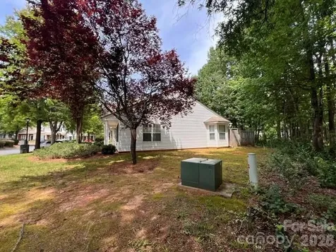 5121 Magnolia Tree Lane Charlotte NC 28215
