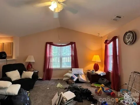 5121 Magnolia Tree Lane Charlotte NC 28215