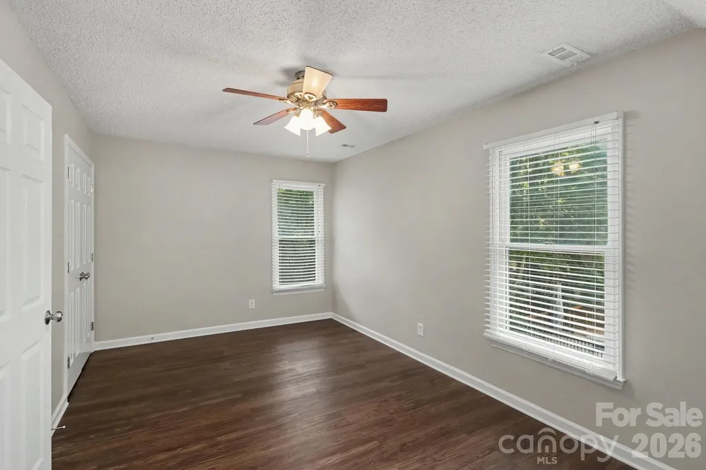 4719 Beech Crest Place Charlotte NC 28269