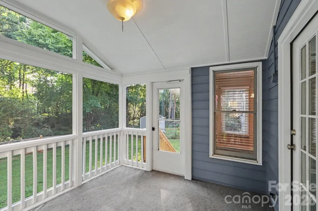 4719 Beech Crest Place Charlotte NC 28269