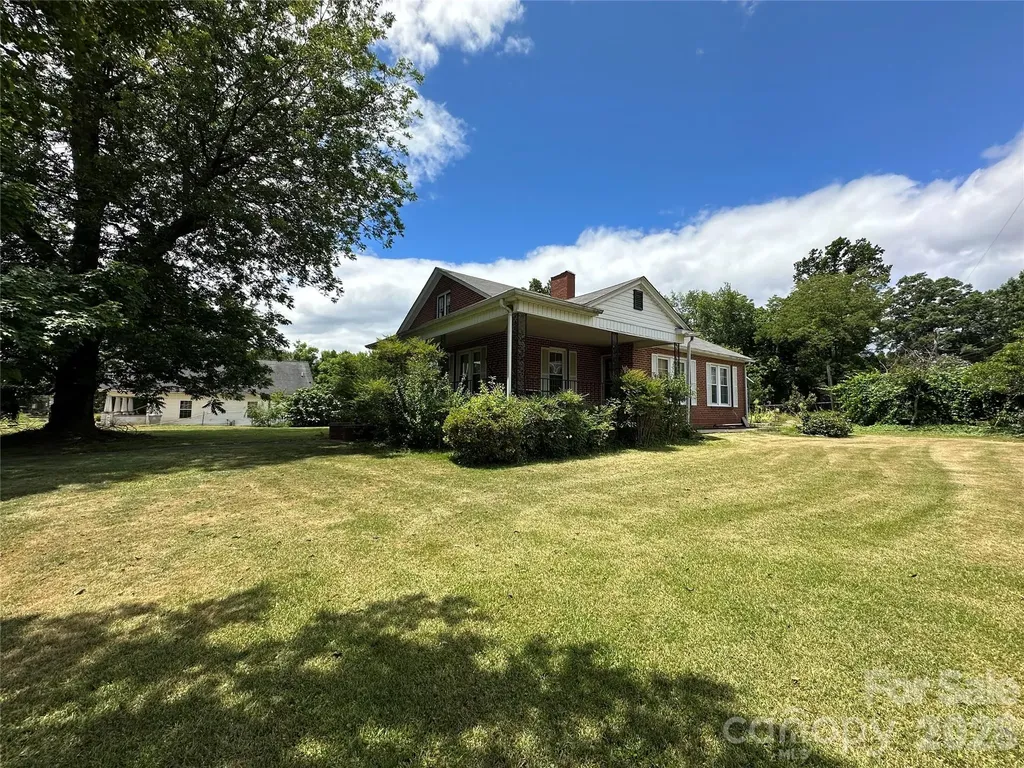 502 Connelly Springs Road SW Lenoir NC 28645