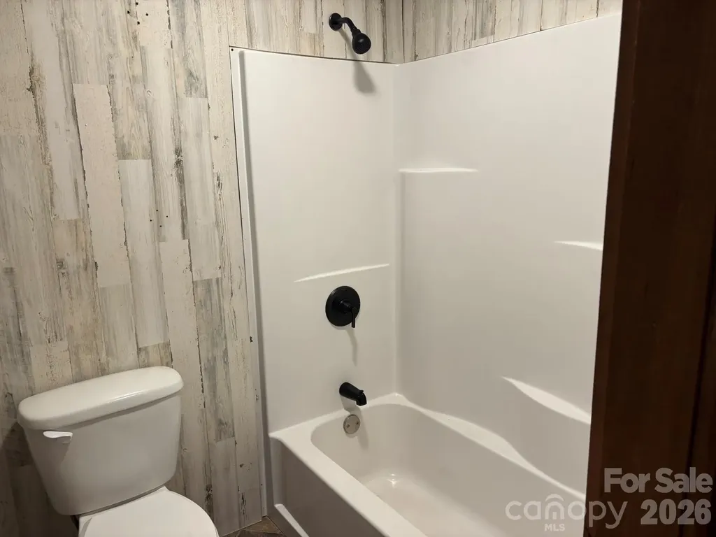 86 Jack Sullins Road Spruce Pine NC 28777