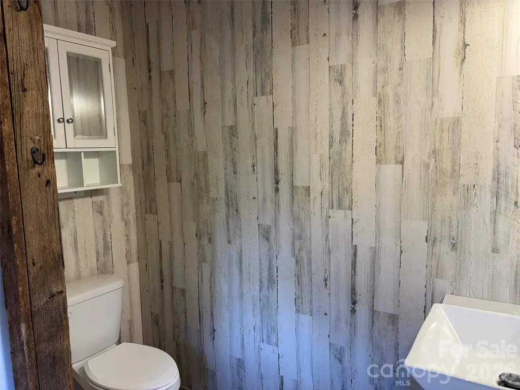 86 Jack Sullins Road Spruce Pine NC 28777