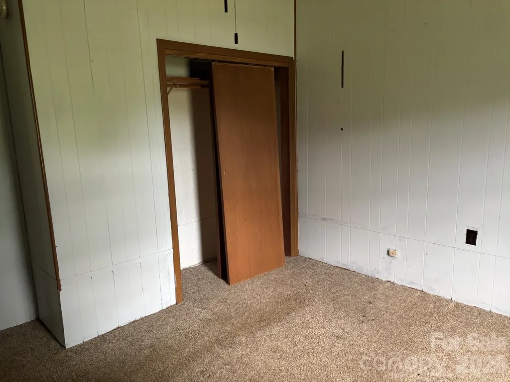 86 Jack Sullins Road Spruce Pine NC 28777
