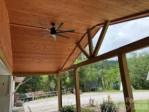 86 Jack Sullins Road Spruce Pine NC 28777