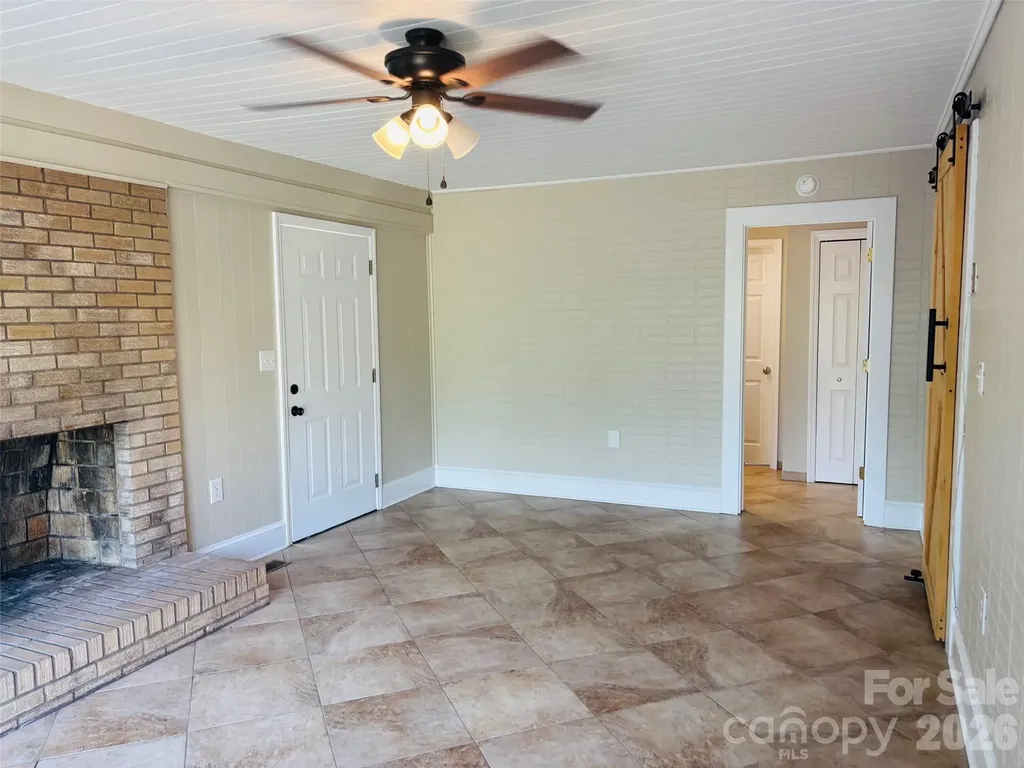 168 Collins Avenue Forest City NC 28043