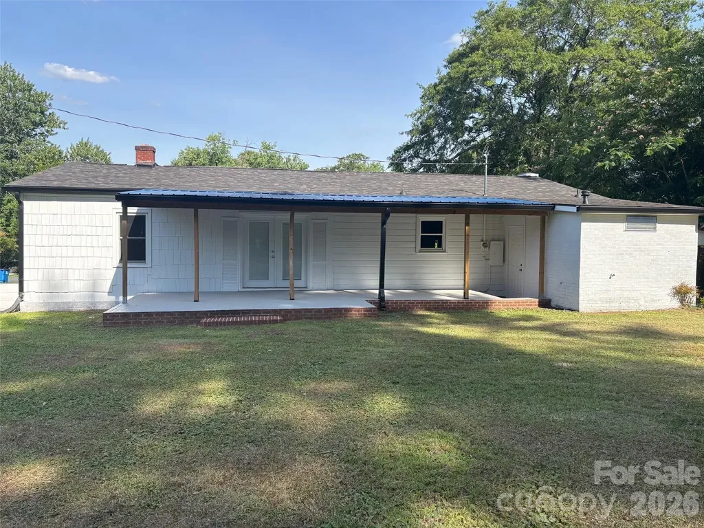 168 Collins Avenue Forest City NC 28043