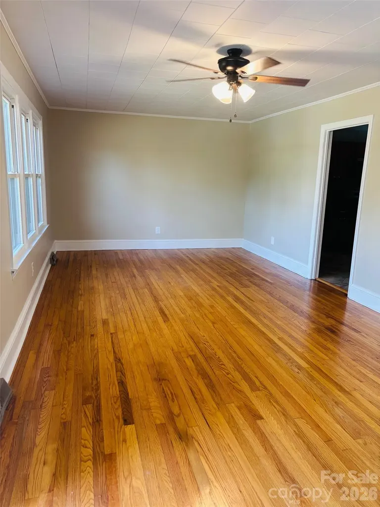 168 Collins Avenue Forest City NC 28043
