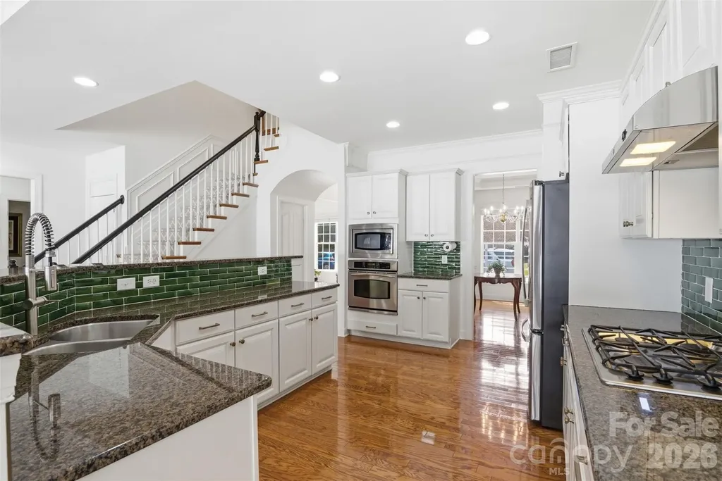 8109 Oratorio Place Charlotte NC 28270