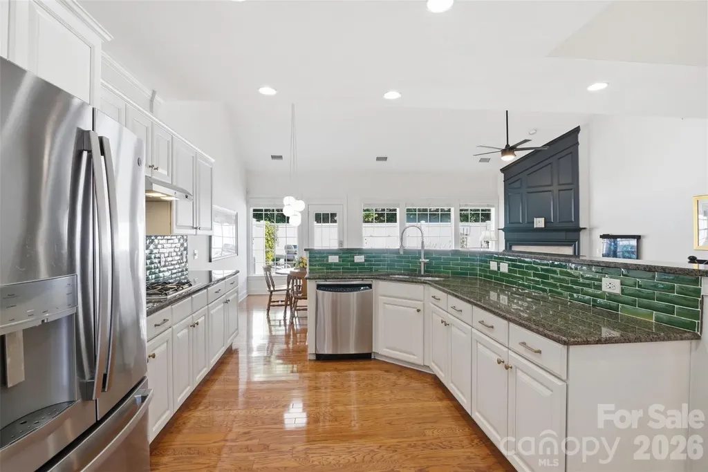 8109 Oratorio Place Charlotte NC 28270