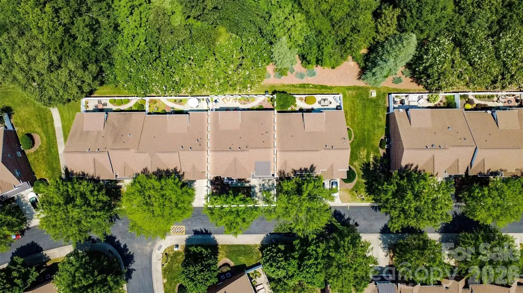8109 Oratorio Place Charlotte NC 28270