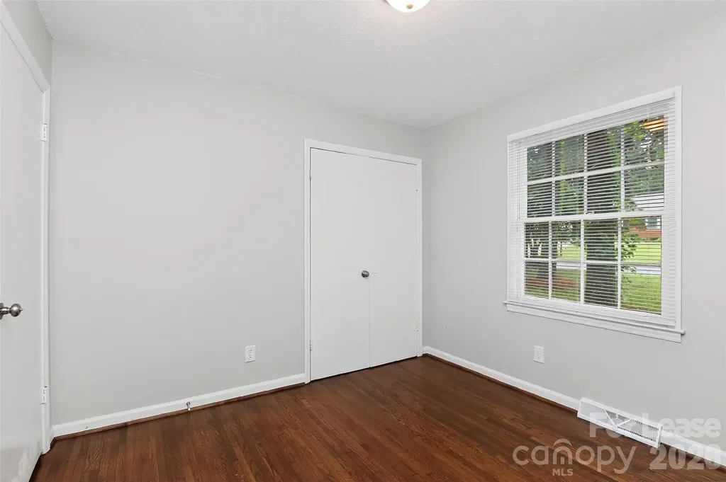 11228 Gladewater Drive Matthews NC 28105