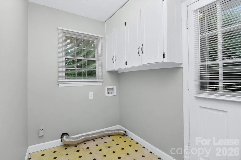 11228 Gladewater Drive Matthews NC 28105
