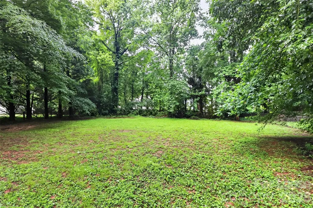 11228 Gladewater Drive Matthews NC 28105