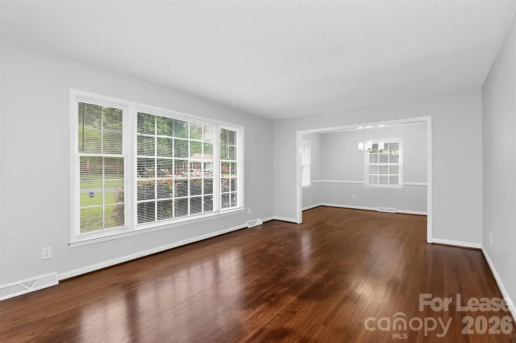 11228 Gladewater Drive Matthews NC 28105