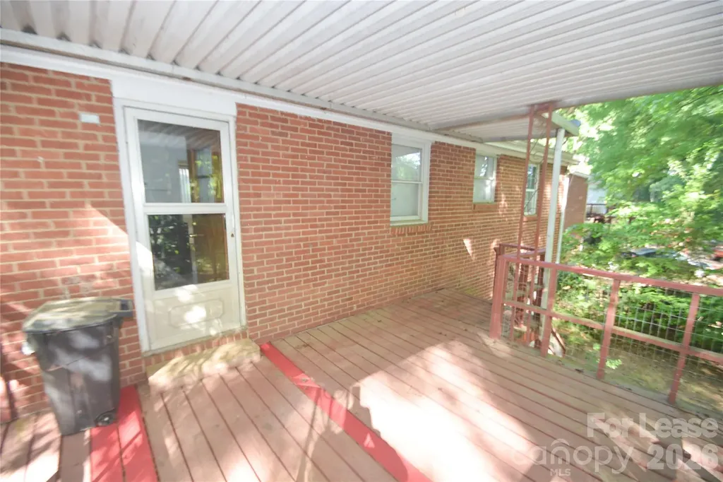 2143 Finchley Drive Charlotte NC 28215