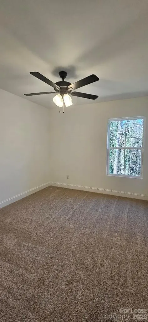 382 W Moore Avenue Mooresville NC 28115