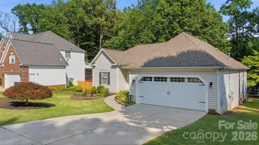 147 Broken Pine Lane Mooresville NC 28117